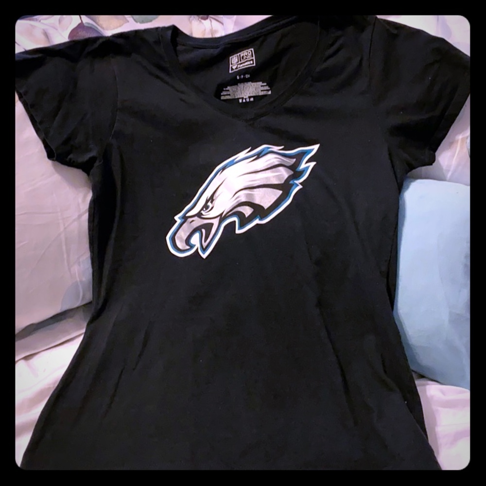 Philadelphia Eagles black V-neck T